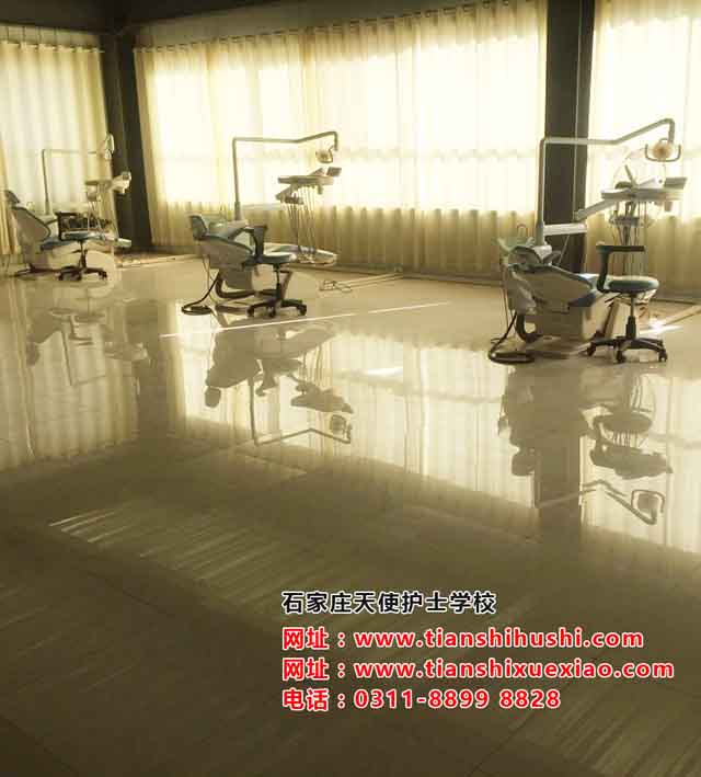 石家莊天使護士學校口腔實訓