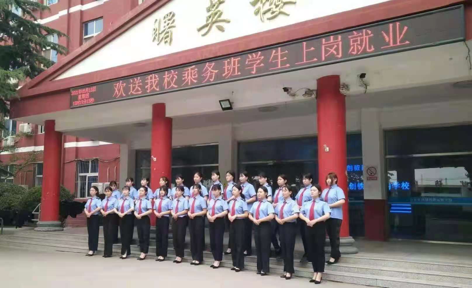 f69bda73dd7977c95a35cd7eb0b83d7.jpg f69bda73dd7977c95a35cd7eb0b83d7.jpg