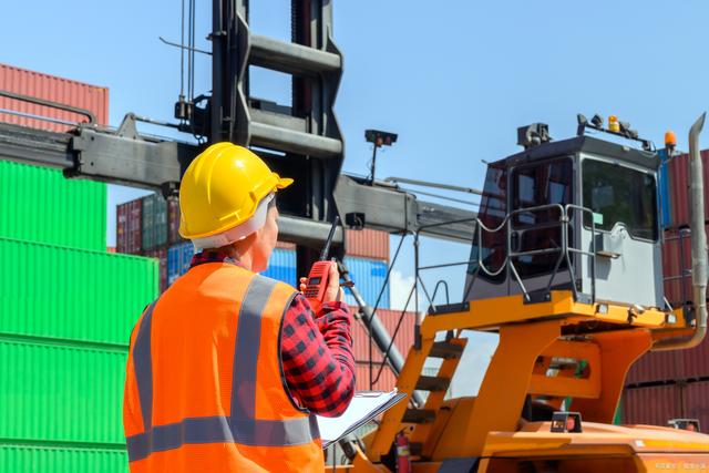 石家莊起重機(jī)指揮證Q1報(bào)考條件 考試時(shí)間