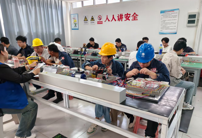 電工證好不好考？考電工證需要什么條件？