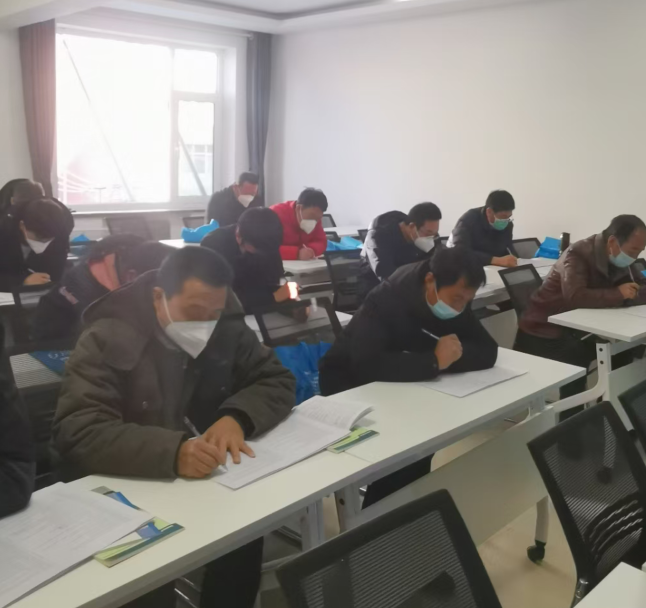 2025年電工證報(bào)名考試全指南（電工考試流程攻略必看）